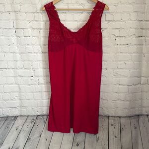 Avenue Body Women’s Red Lace Lingerie size 18/20